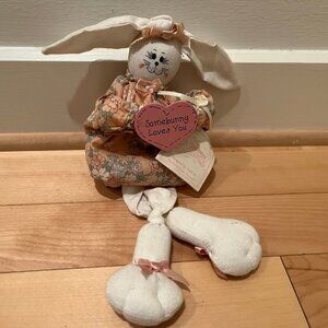 Enesco Lil Gabbers Somebunny Loves You